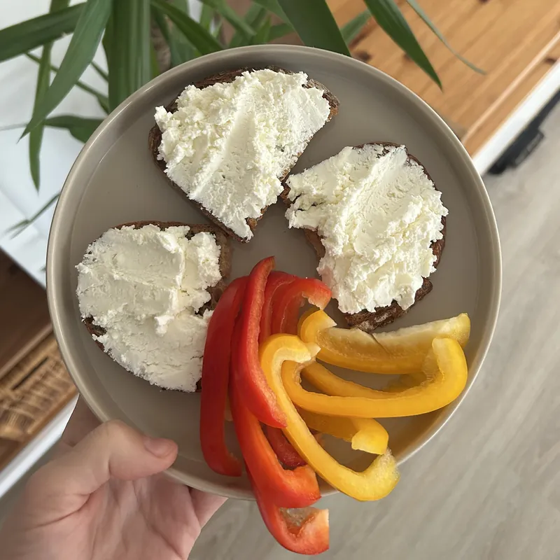 Chléb s tvarohem, recept z Nutrikalkulačky