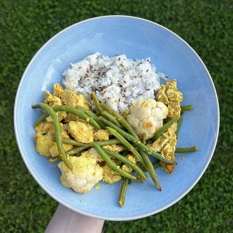 Krůtí maso na kari s rýží, recept z Nutrikalkulačky