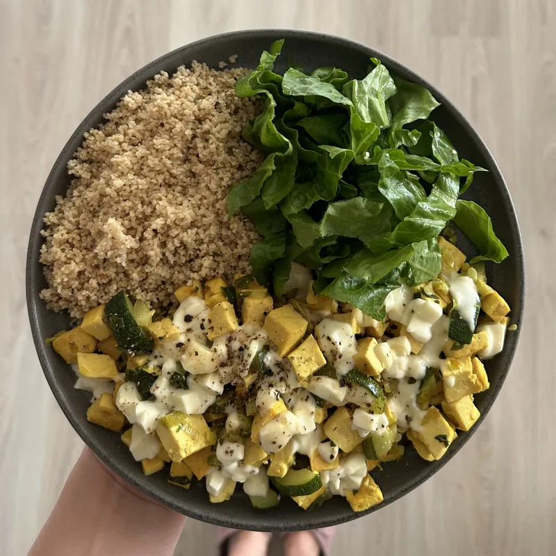Kuskus s tofu cuketou a sýrem, recept z Nutrikalkulačky