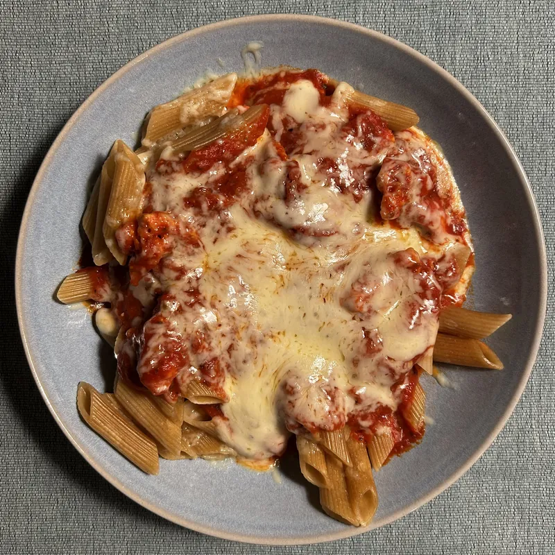 Těstoviny s kuřecím masem a rajčatovou omáčkou, recept z Nutrikalkulačky