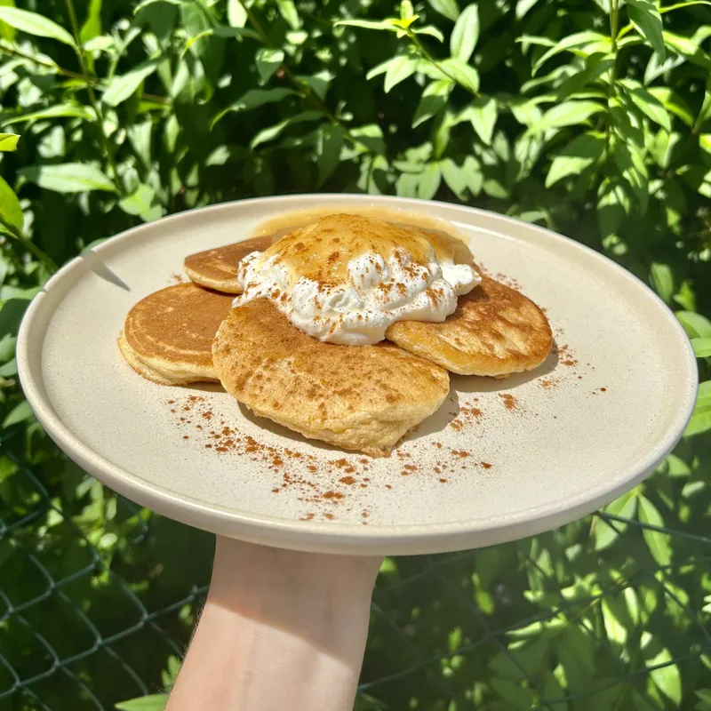 Tvarohové lívance s jablky a skořicí, recept z Nutrikalkulačky