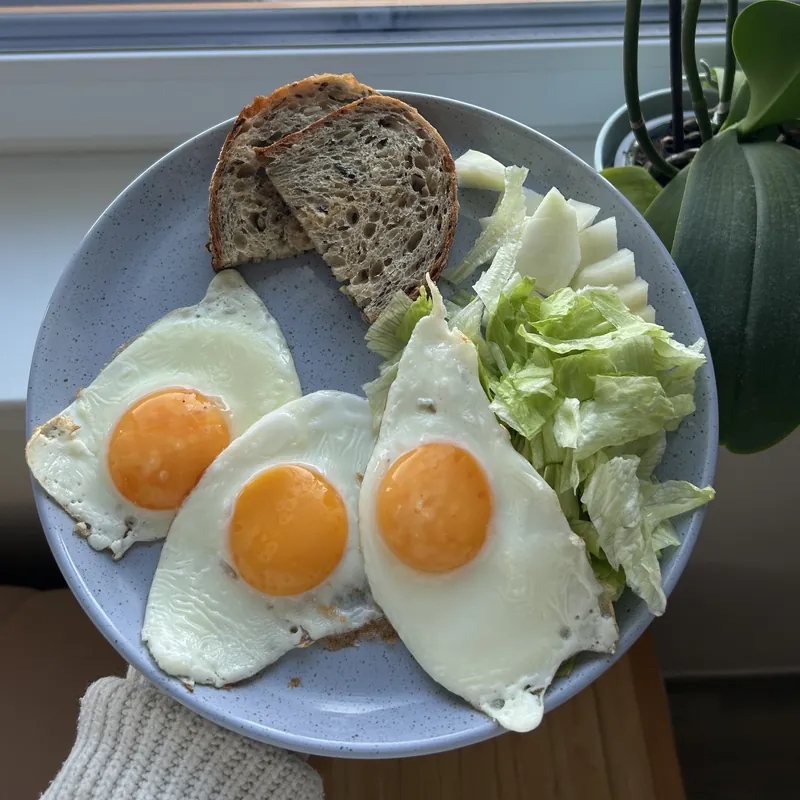 Volská oka s chlebem, recept z Nutrikalkulačky