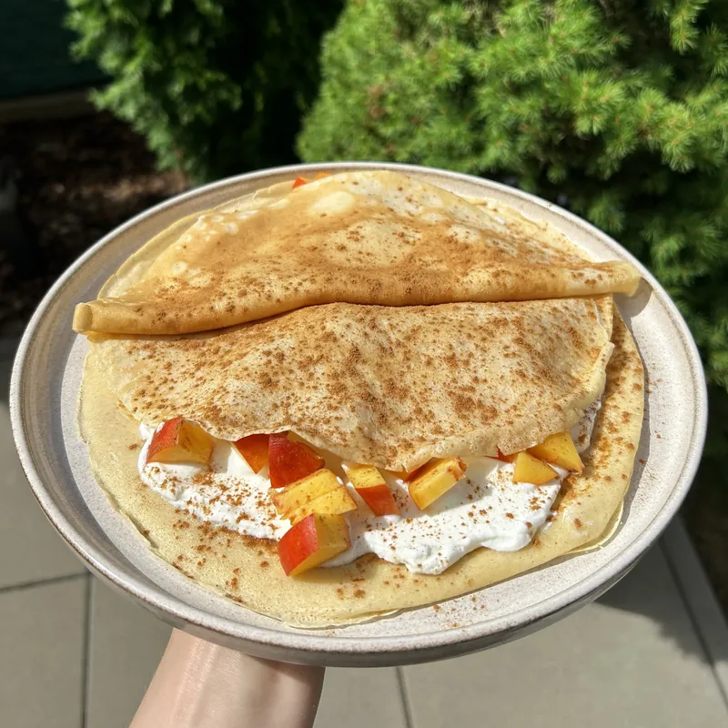 Zdravé palačinky s tvarohem a nektarinkami, recept z Nutrikalkulačky