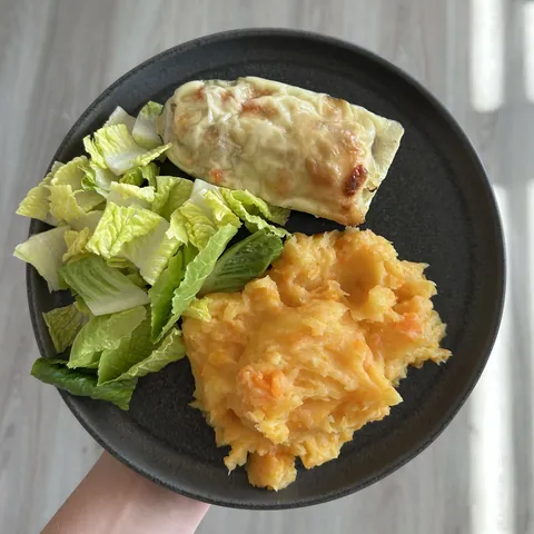 Plněná cuketa s mletým krůtím masem, recept s výživovými hodnotami