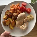 Krůtí steak s pečenými bramborami, recept s výživovými hodnotami