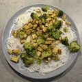 Tofu s rýžovými nudlemi a brokolicí, recept s výživovými hodnotami