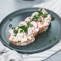 Vajíčková pomazánka s chlebem, recept s výživovými hodnotami