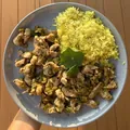 Vepřové nudličky na pórku s rýží, recept s výživovými hodnotami